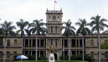 King Kamehameha Statue in Front of Aliiolani Hale in Honolulu
