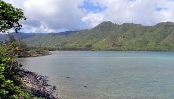 Windward Oahu Scenic Drive: Kahana Bay