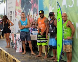 The Clash of Legends at the 2013 Reef Hawaiian Pro, Vans Triple Crown of Surfing